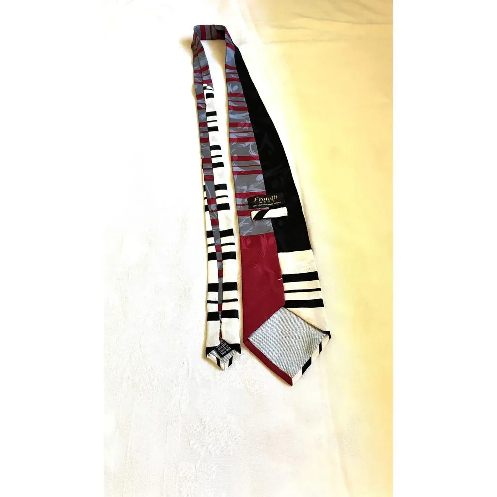 VTG Fratelli Moda Men's Silk Necktie Handmade in Italy Geometric  Sku9GG